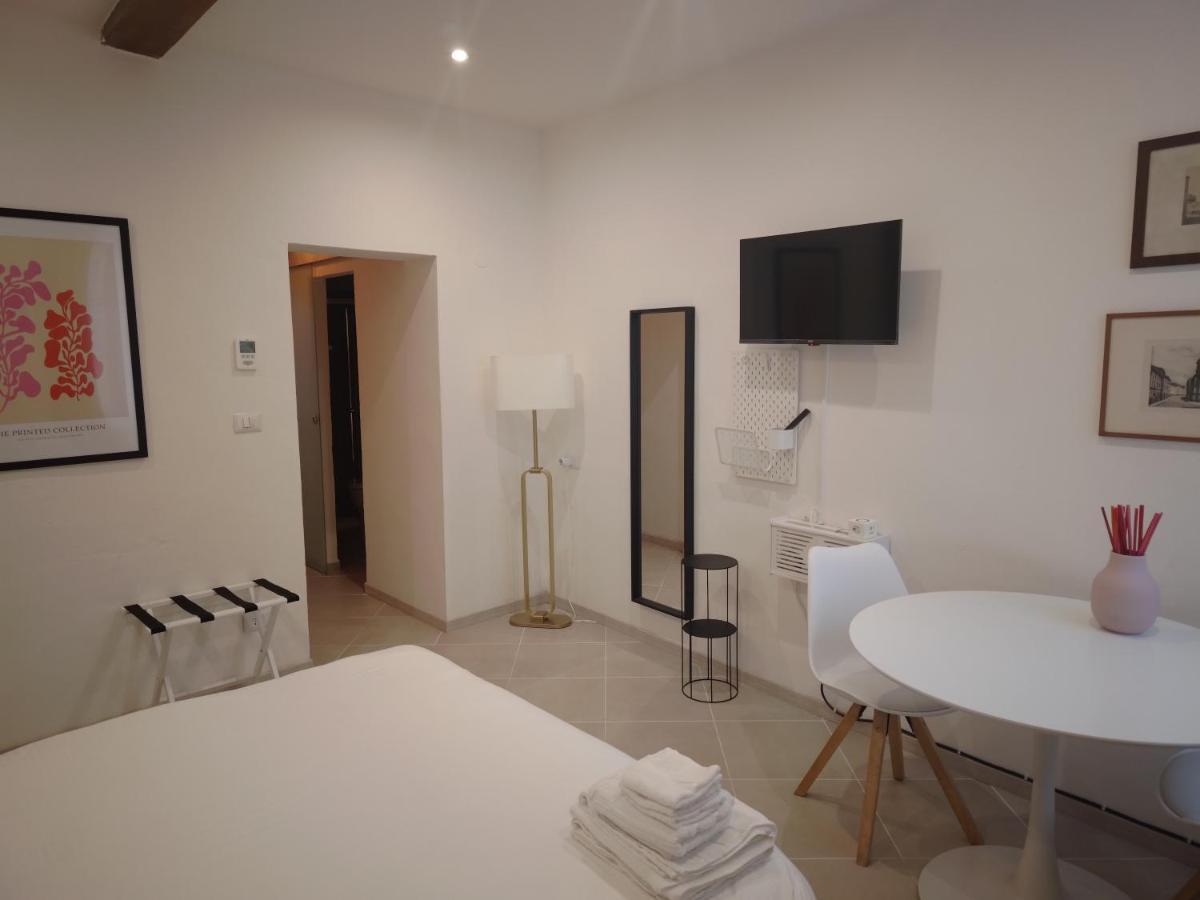 Guazzo Apartment - Self Check-In Parma Exterior foto